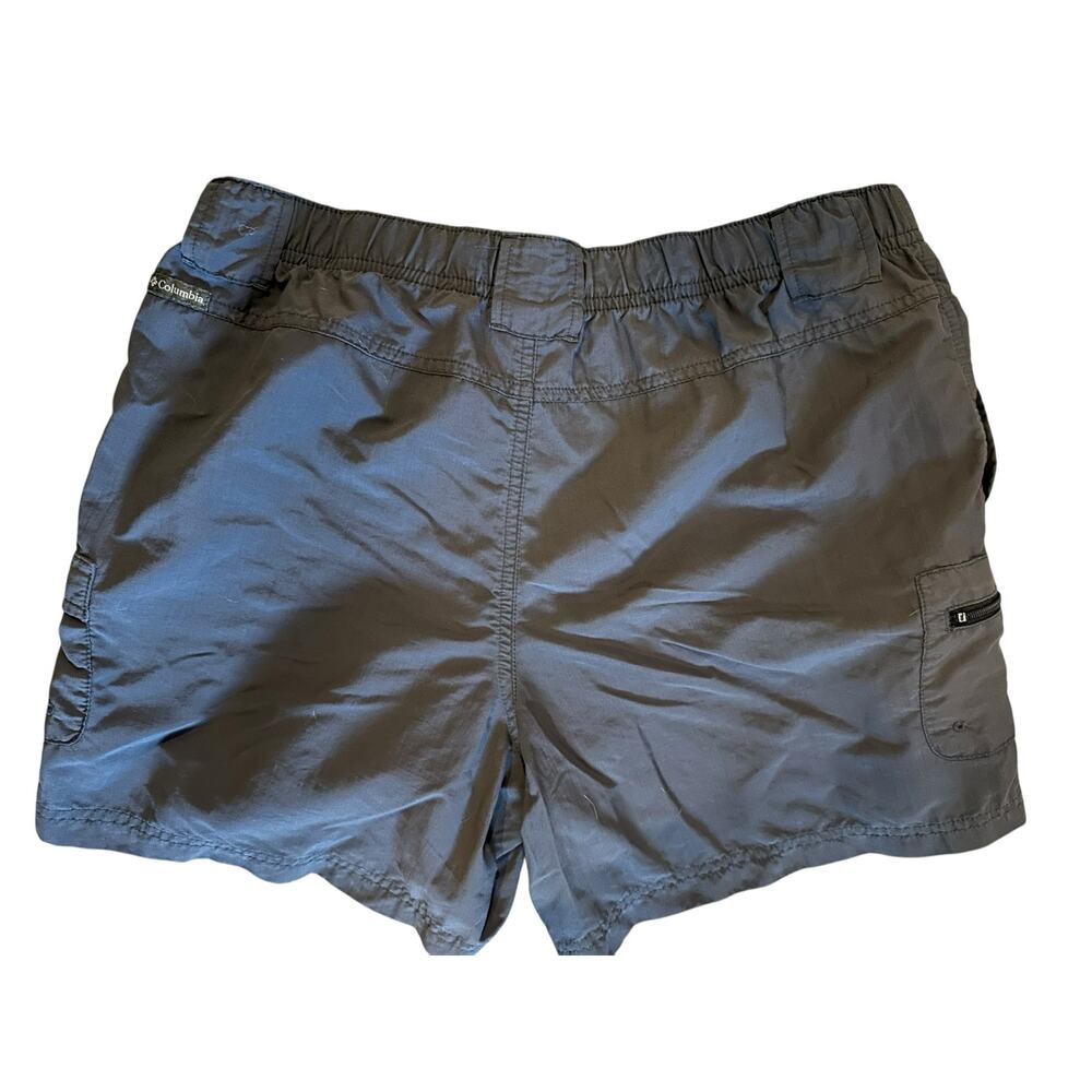 Columbia Women’s Navy Blue Cargo Shorts Size M Gorpcore Hikecore Trailcore